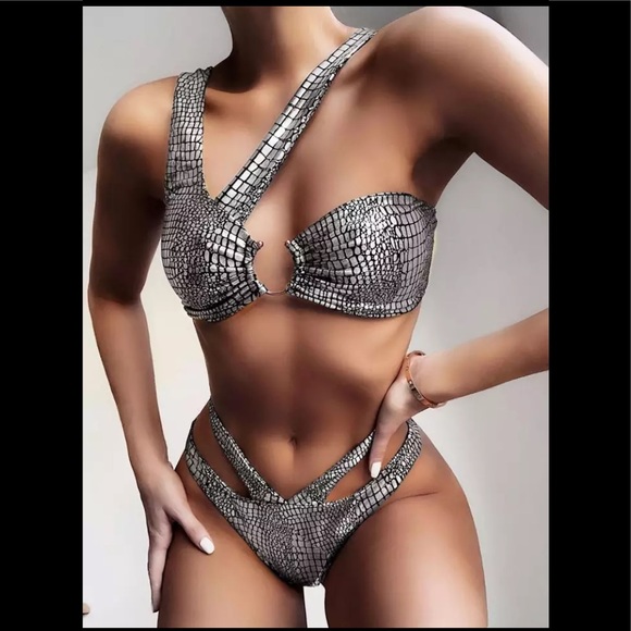 Bea Cali Other - (Last 1) Sexy snake print two piece cutout bikini